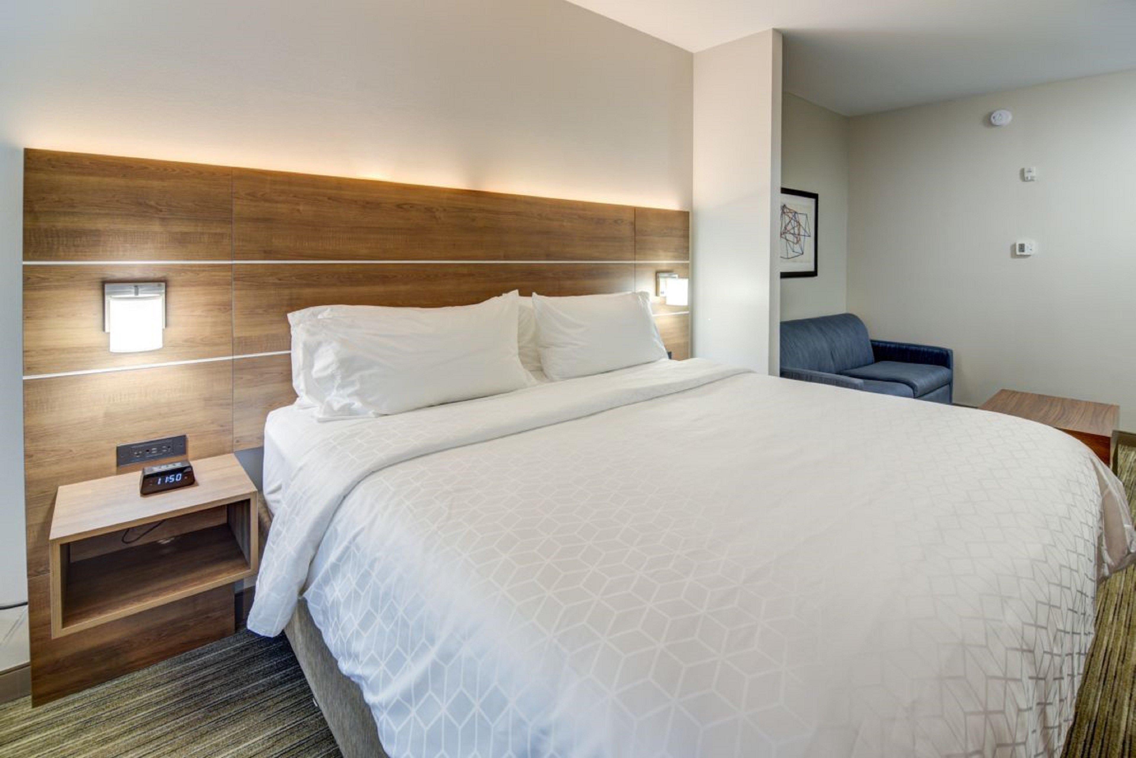Holiday Inn Express & Suites Quincy I-10 By Ihg Eksteriør bilde