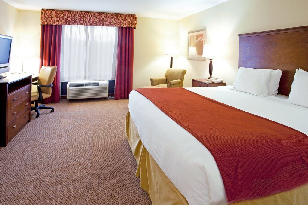 Holiday Inn Express & Suites Quincy I-10 By Ihg Eksteriør bilde